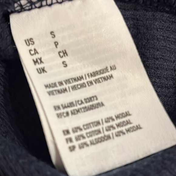 Cool American Eagle navy henley/ feather graphic waffle material  top Sz S - Picture 10 of 10